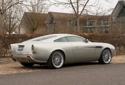 DB9